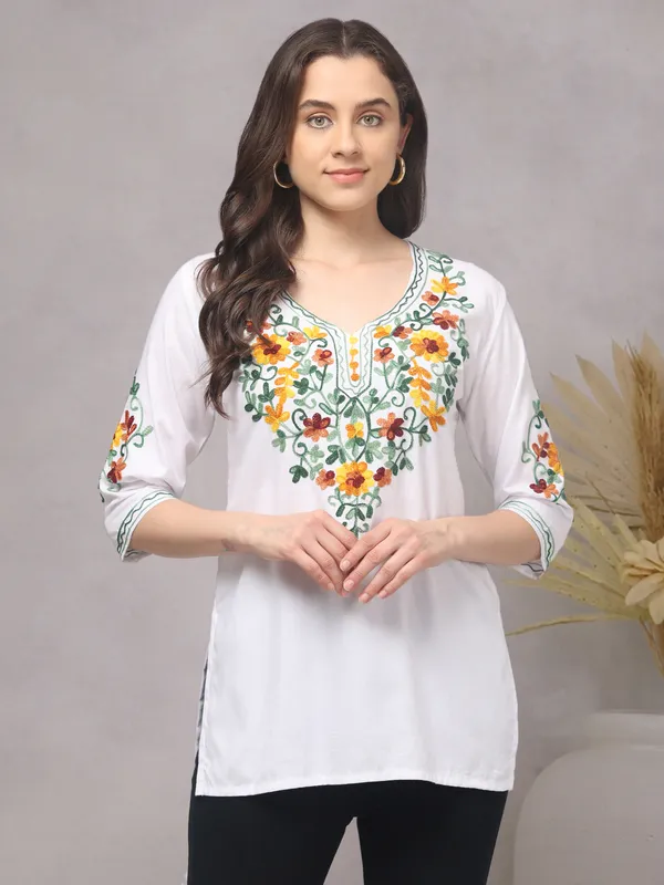 White-Short_Kurti
