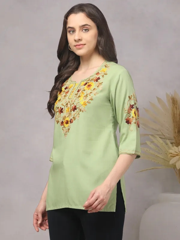 Light_Green-Straight_Kurti