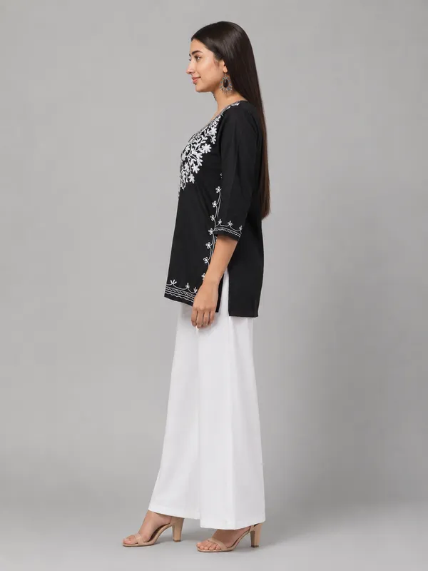 Black_Embroidered_Straight_Kurta_Set_for_Women