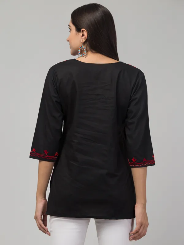 Black_Embroidered_Straight_Kurti_for_Women
