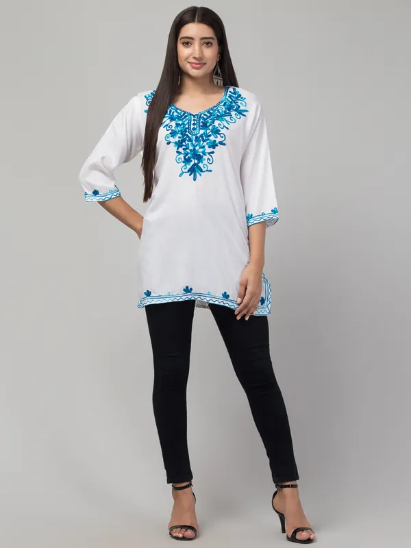 White_with_Blue_Embroidery-Straight_Kurta