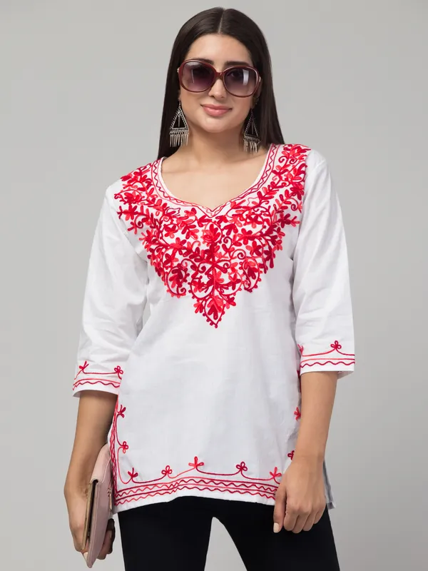 White-Straight_Kurti