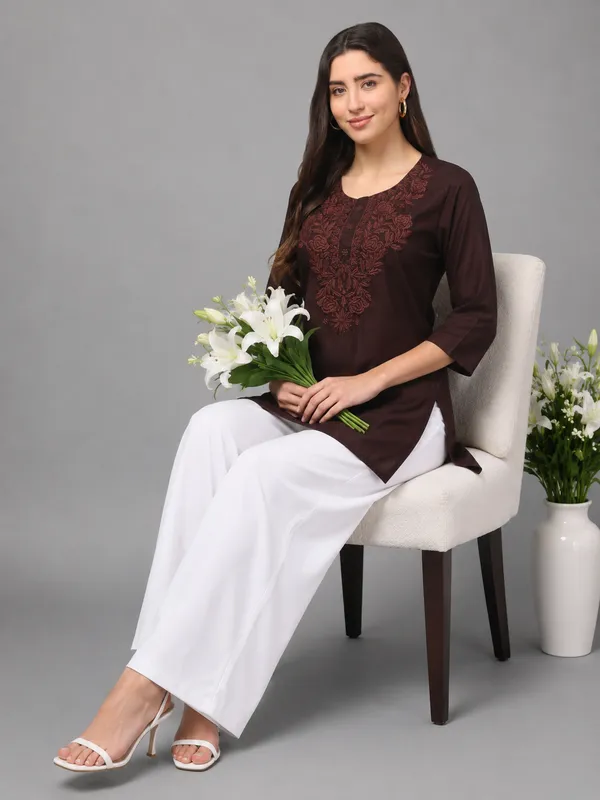 Brown_Embroidered_Kurta_Set_With_White_Pants_For_Women