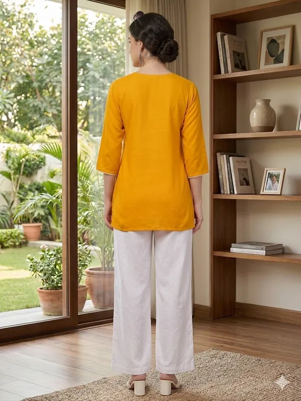 Yellow_Embroidered_Straight_Kurta_for_Women
