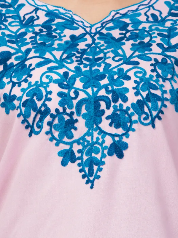 Pink_Viscose_Rayon_Straight_Embroidered_Kurti_For_Women