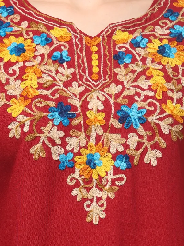 Red_Embroidered_Straight_Kurti_for_Women