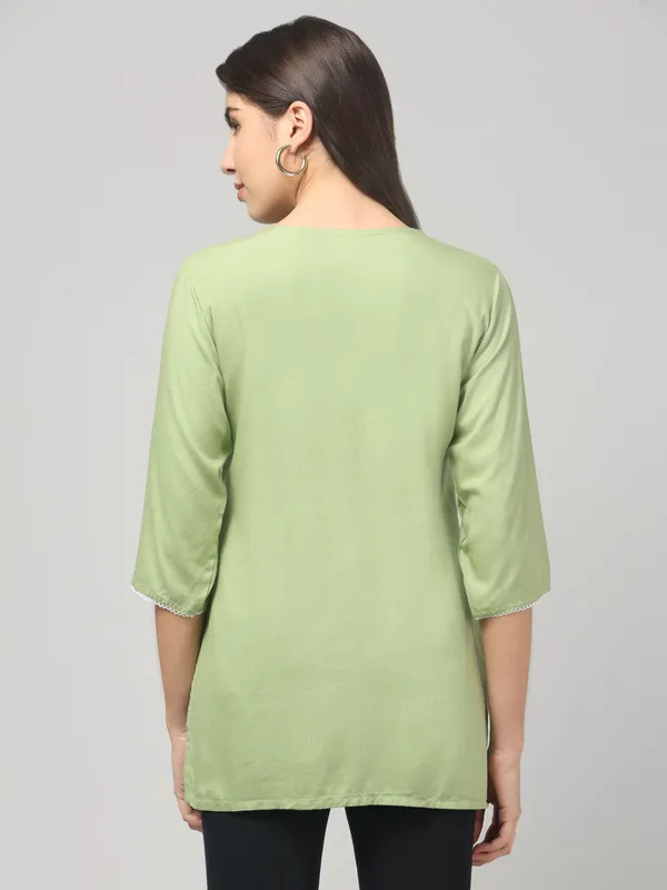 Green_Embroidered_Straight_Kurta_for_Women