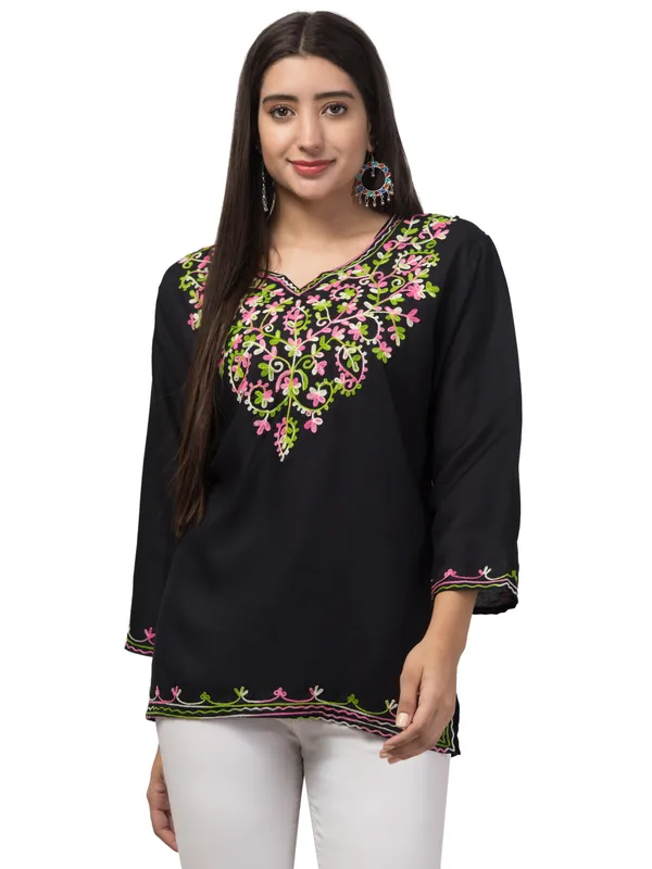 Black-Straight_Kurti
