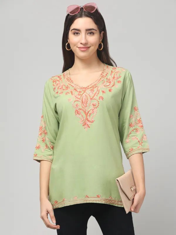 Green_Embroidered_Straight_Kurta_for_Women
