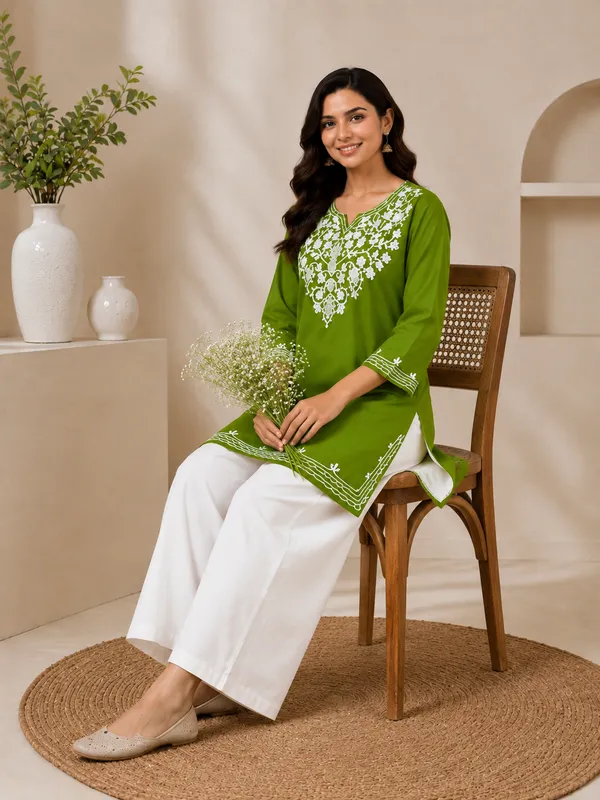 Green_Printed_Straight_Kurta_Set_for_Women