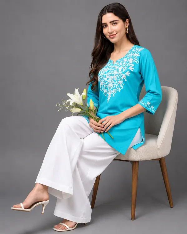 Turquoise_Embroidered_Straight_Kurta_for_Women