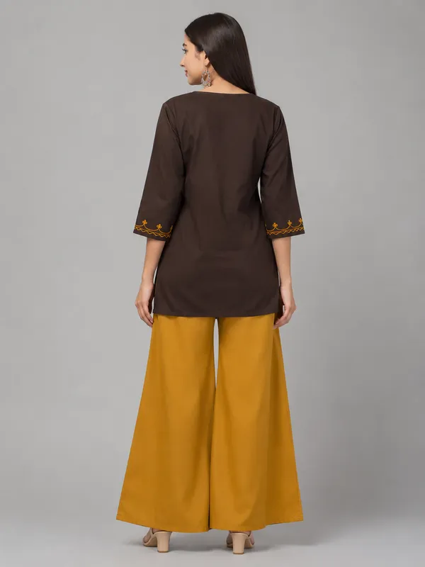 Brown_Embroidered_Kurta_Set_for_Women