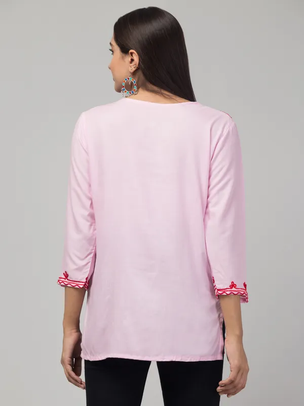 Pink_Viscose_Rayon_Straight_Floral_Embroidered_Kurti_For_Women