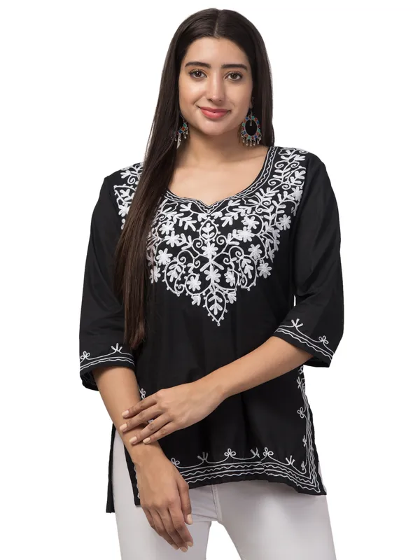 Black-Straight_Kurti