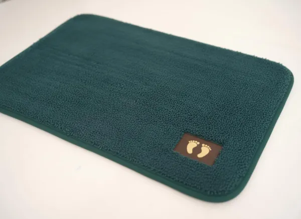 Microfiber_Door_Mat_With_Tpr_Anti_Slip_Backing_Green