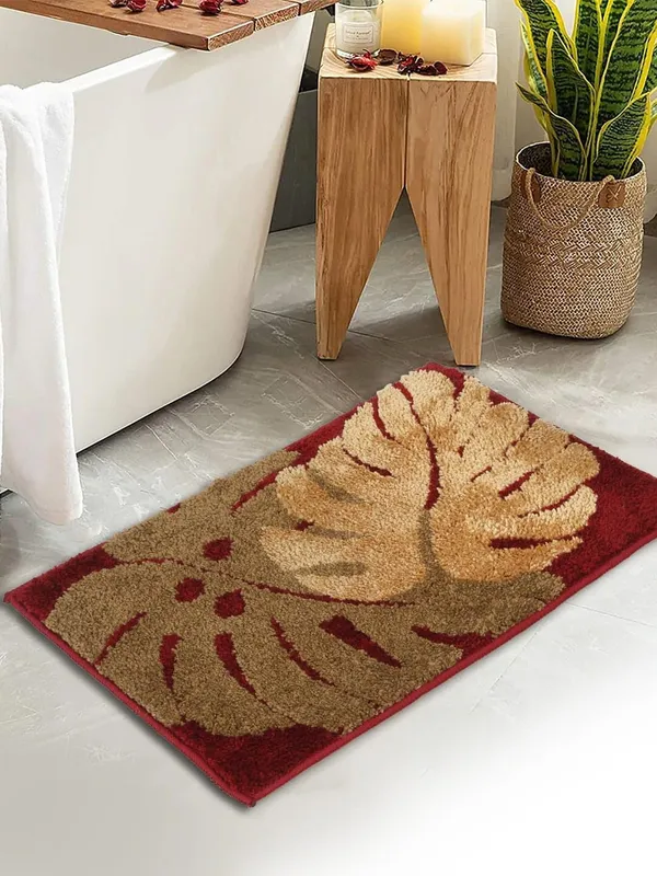 Textured_Tropical_Leaf_Pattern_Bath_Mat