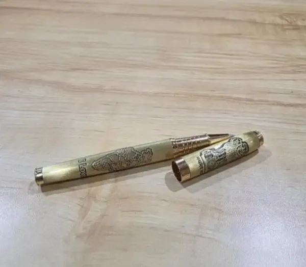 Montblank_I_Love_India_Satyamev_Jayate_Gold_Brass_Ball_Pen