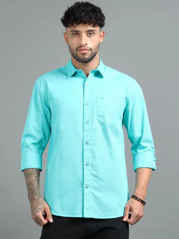 Tom_Mackler_Men_Solid_Casual_Light_Blue_Shirt