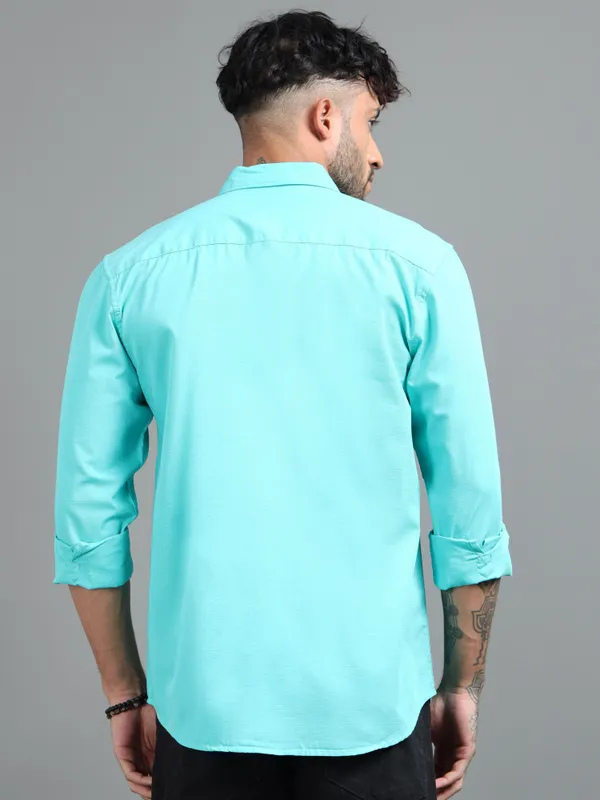 Tom_Mackler_Men_Solid_Casual_Light_Blue_Shirt