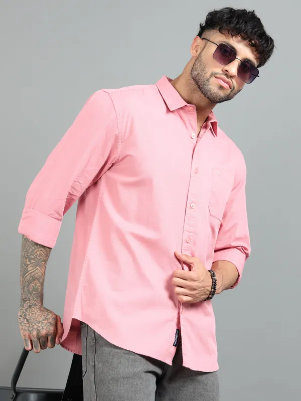 Tom_Mackler_Men_Solid_Casual_Pink_Shirt