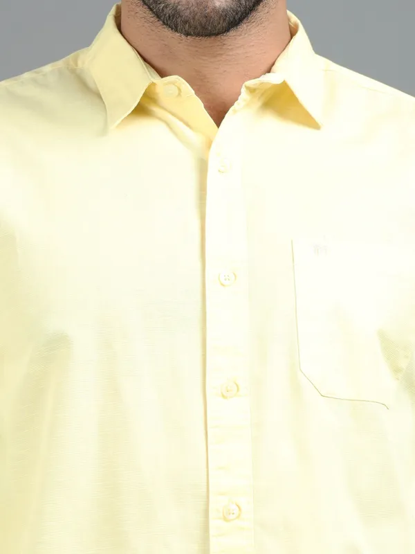 Tom_Mackler_Men_Solid_Casual_Yellow_Shirt