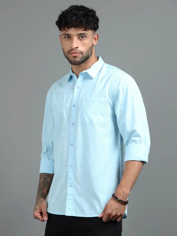 Tom_Mackler_Men_Solid_Casual_Light_Blue_Shirt