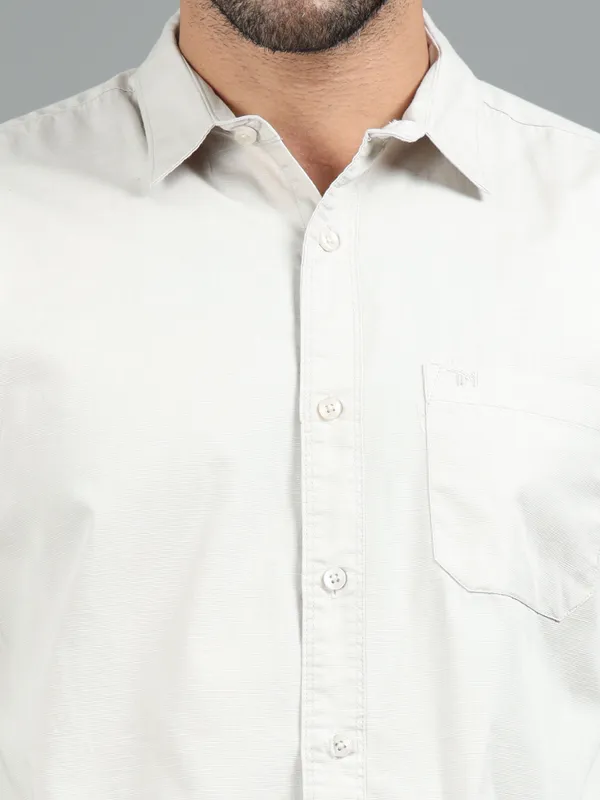 Tom_Mackler_Men_Solid_Casual_Cream_Shirt