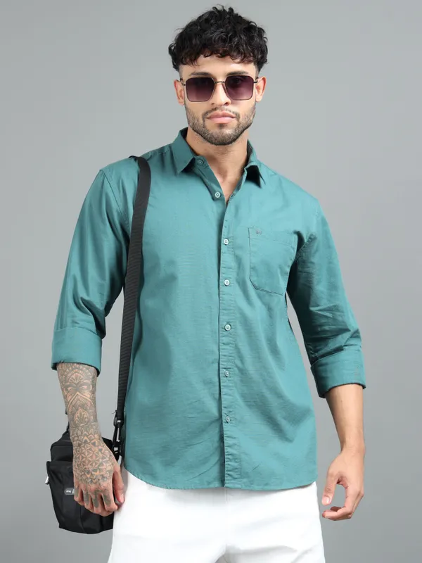 Tom_Mackler_Men_Solid_Casual_Blue_Shirt