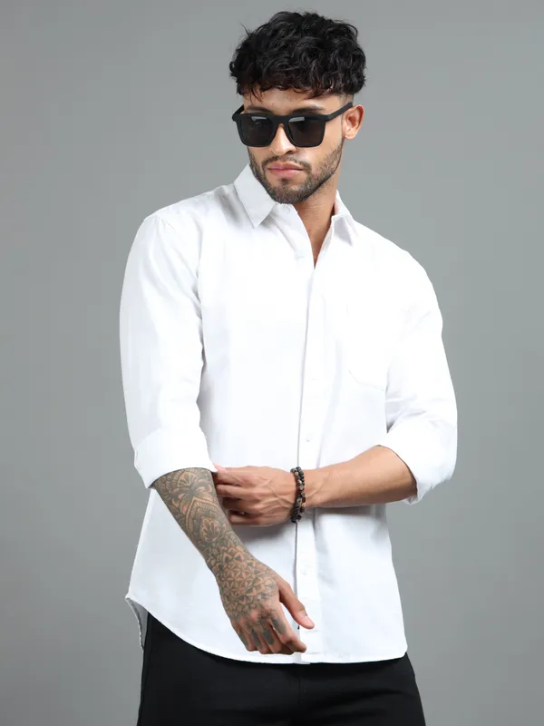 Tom_Mackler_Men_Solid_Casual_White_Shirt