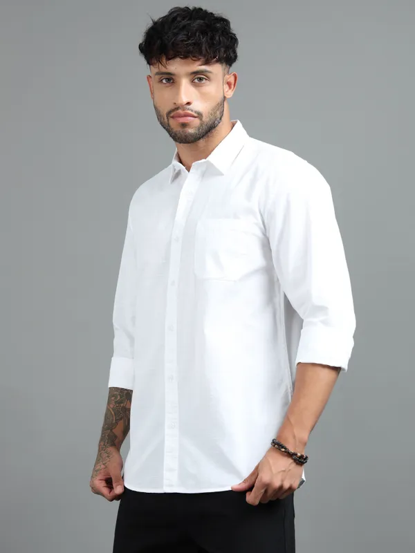 Tom_Mackler_Men_Solid_Casual_White_Shirt