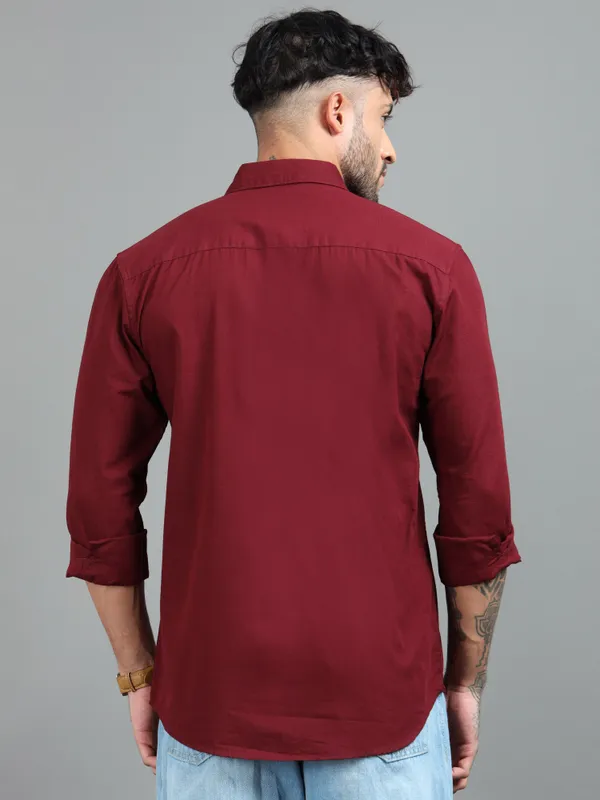 Tom_Mackler_Men_Solid_Casual_Maroon_Shirt