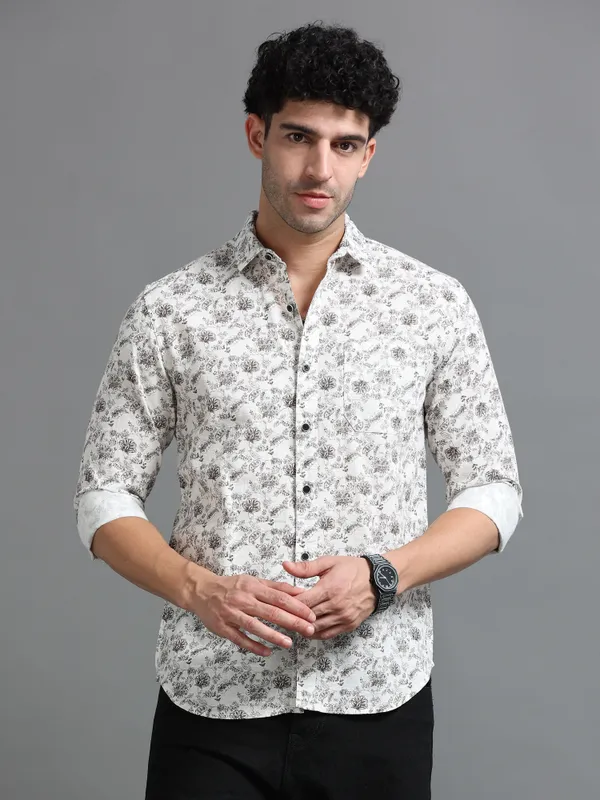 Tom_Mackler_Men_Printed_Casual_White_Shirt