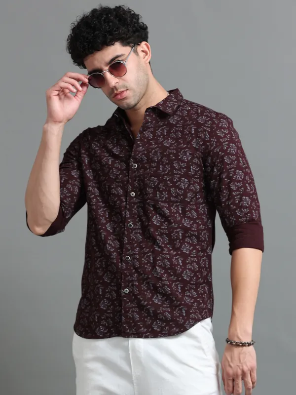 Tom_Mackler_Men_Printed_Casual_Maroon_Shirt
