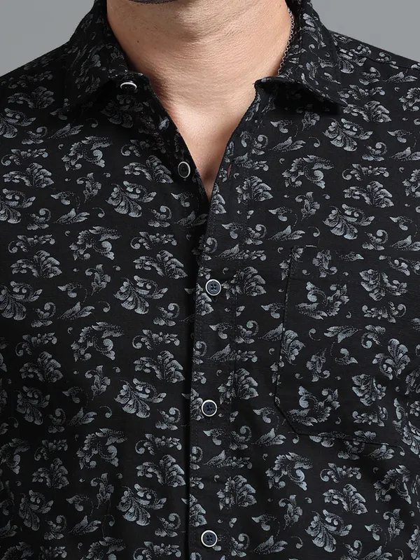 Tom_Mackler_Men_Printed_Casual_Black_Shirt