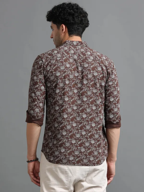 Tom_Mackler_Men_Printed_Casual_Maroon_Shirt