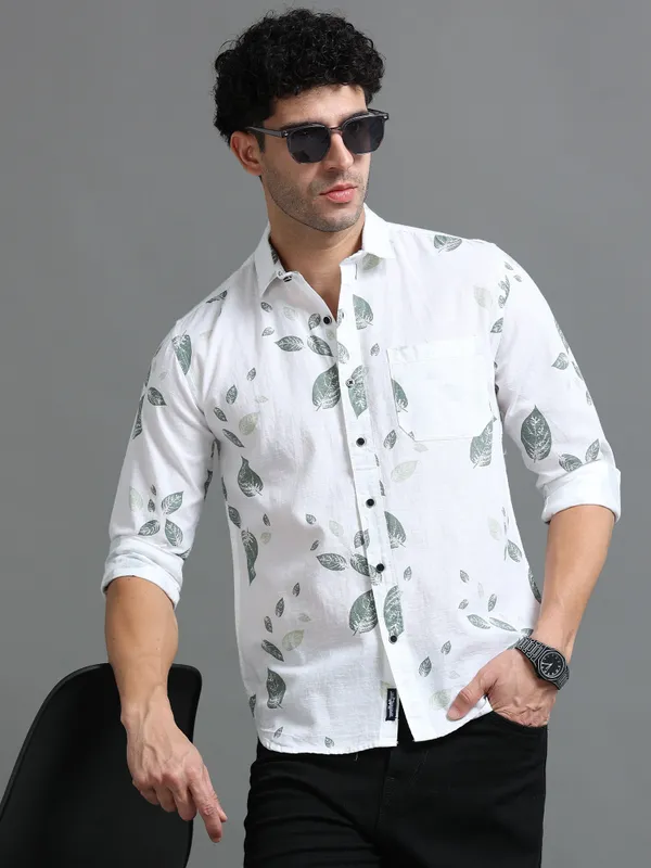 Tom_Mackler_Men_Printed_Casual_White,_Light_Green_Shirt