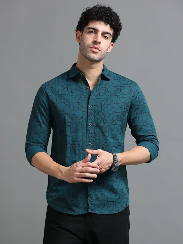 Tom_Mackler_Men_Printed_Casual_Blue_Shirt