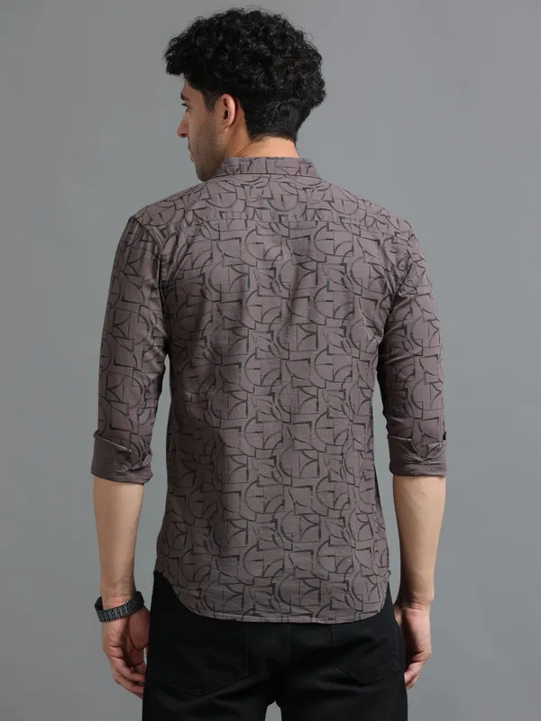 Tom_Mackler_Men_Printed_Casual_Brown_Shirt