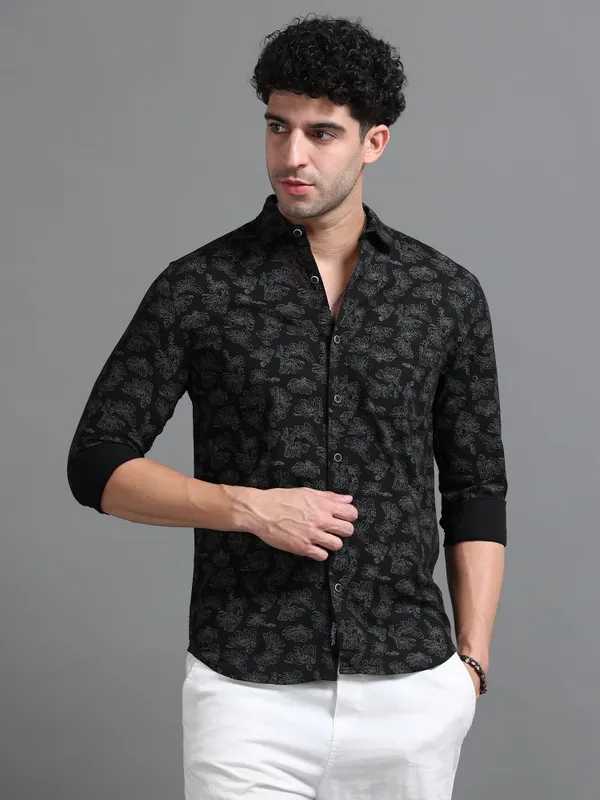 Tom_Mackler_Men_Printed_Casual_Black_Shirt