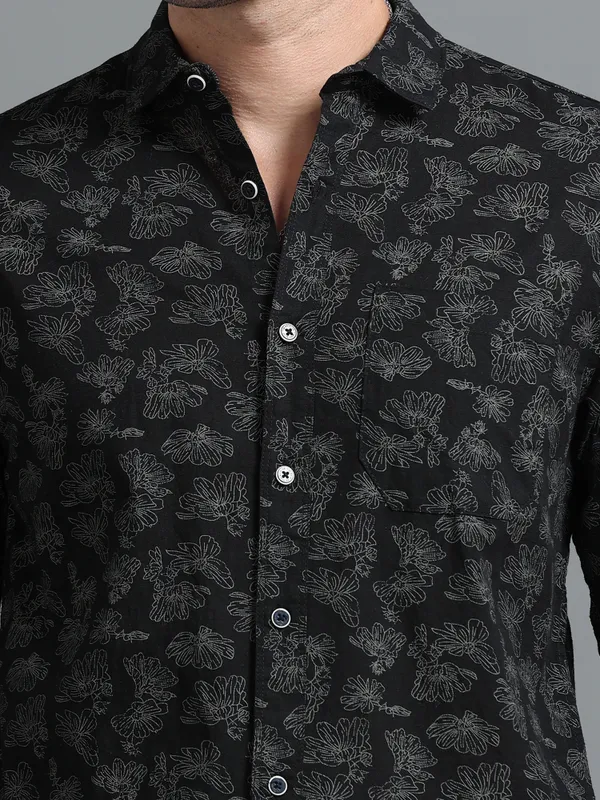 Tom_Mackler_Men_Printed_Casual_Black_Shirt