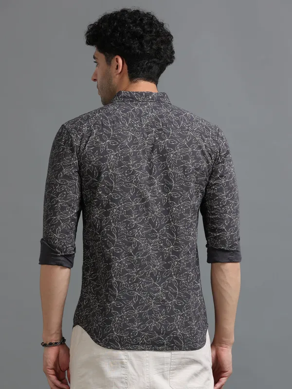Tom_Mackler_Men_Printed_Casual_Dark_Blue_Shirt
