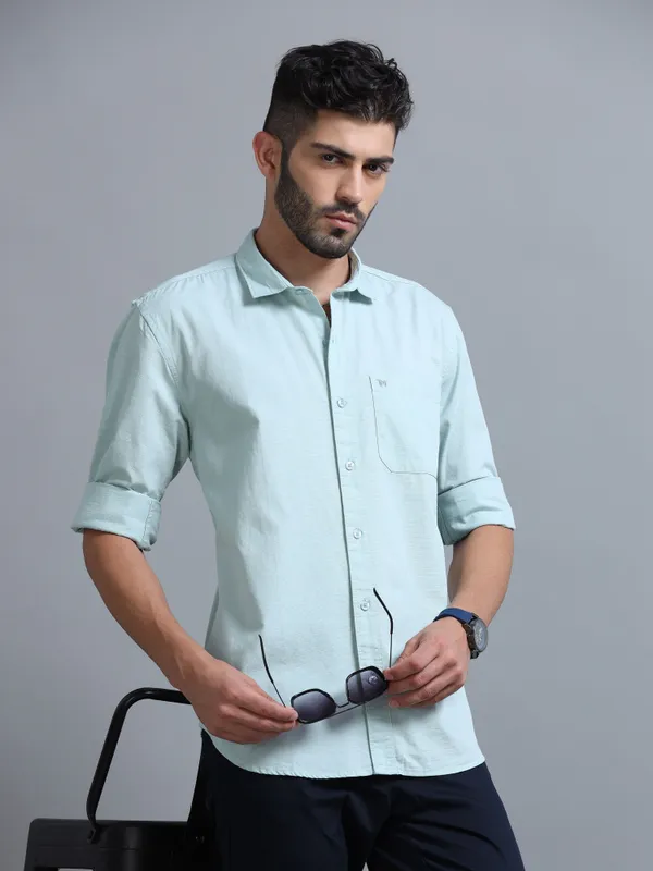 Tom_Mackler_Men_Solid_Casual_Light_Blue_Shirt