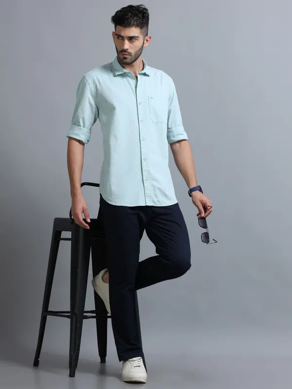 Tom_Mackler_Men_Solid_Casual_Light_Blue_Shirt