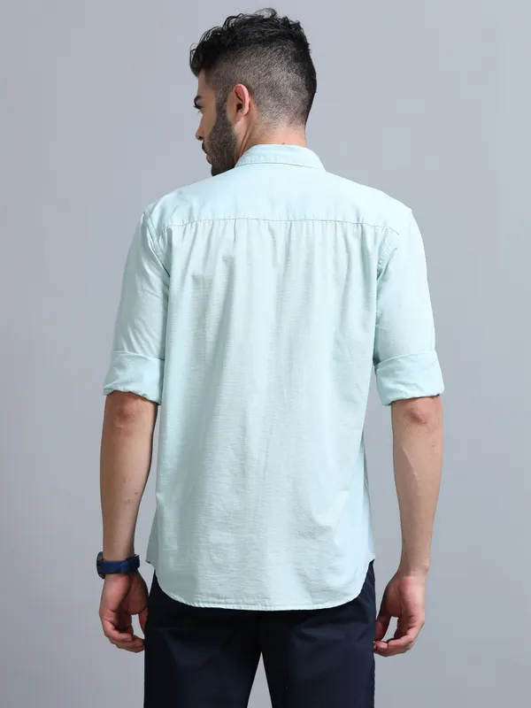 Tom_Mackler_Men_Solid_Casual_Light_Blue_Shirt