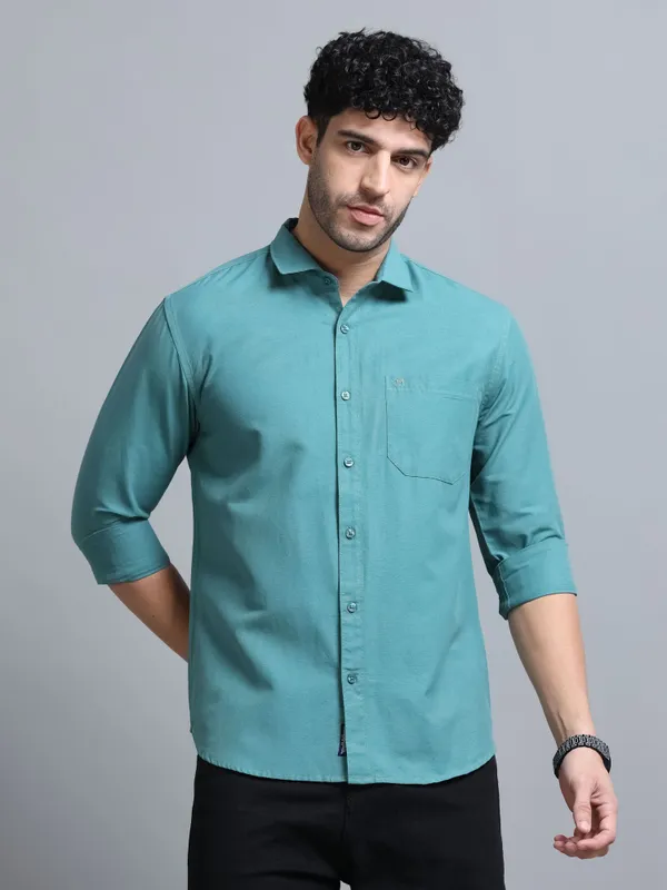 Tom_Mackler_Men_Solid_Casual_Blue_Shirt