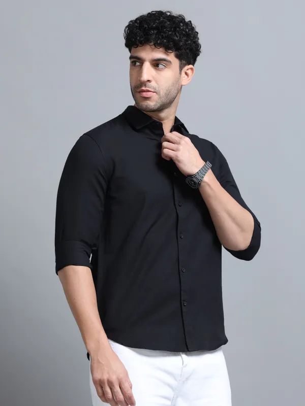 Tom_Mackler_Men_Solid_Casual_Black_Shirt