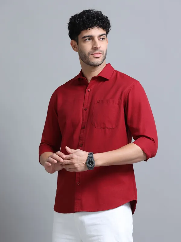 Tom_Mackler_Men_Solid_Casual_Red_Shirt
