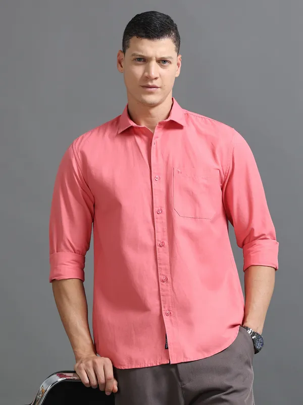 Tom_Mackler_Men_Solid_Casual_Pink_Shirt