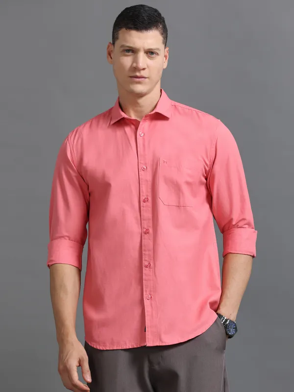 Tom_Mackler_Men_Solid_Casual_Pink_Shirt