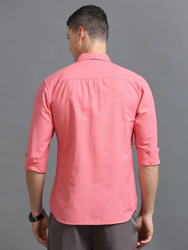 Tom_Mackler_Men_Solid_Casual_Pink_Shirt